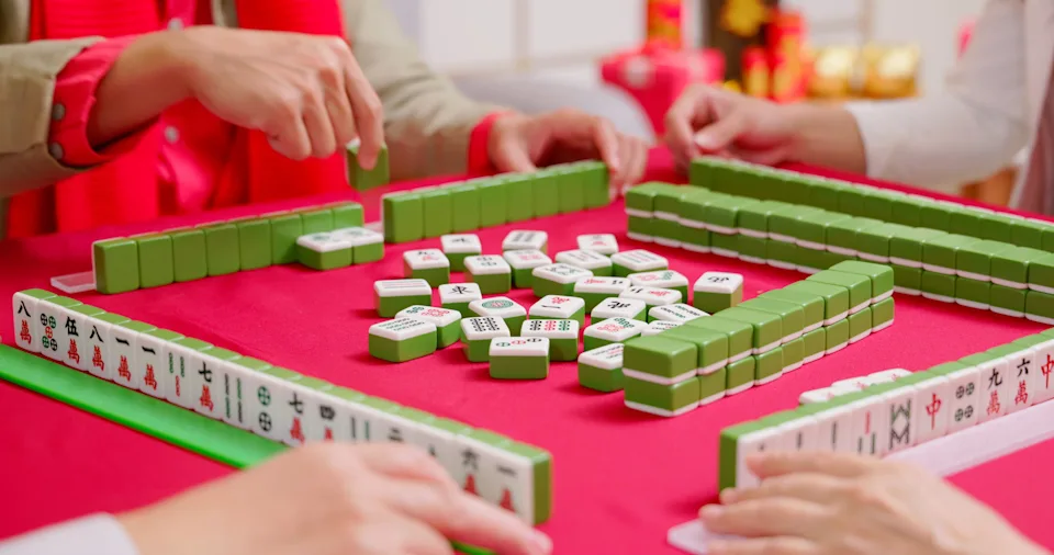Mahjong all weekend, no pressure